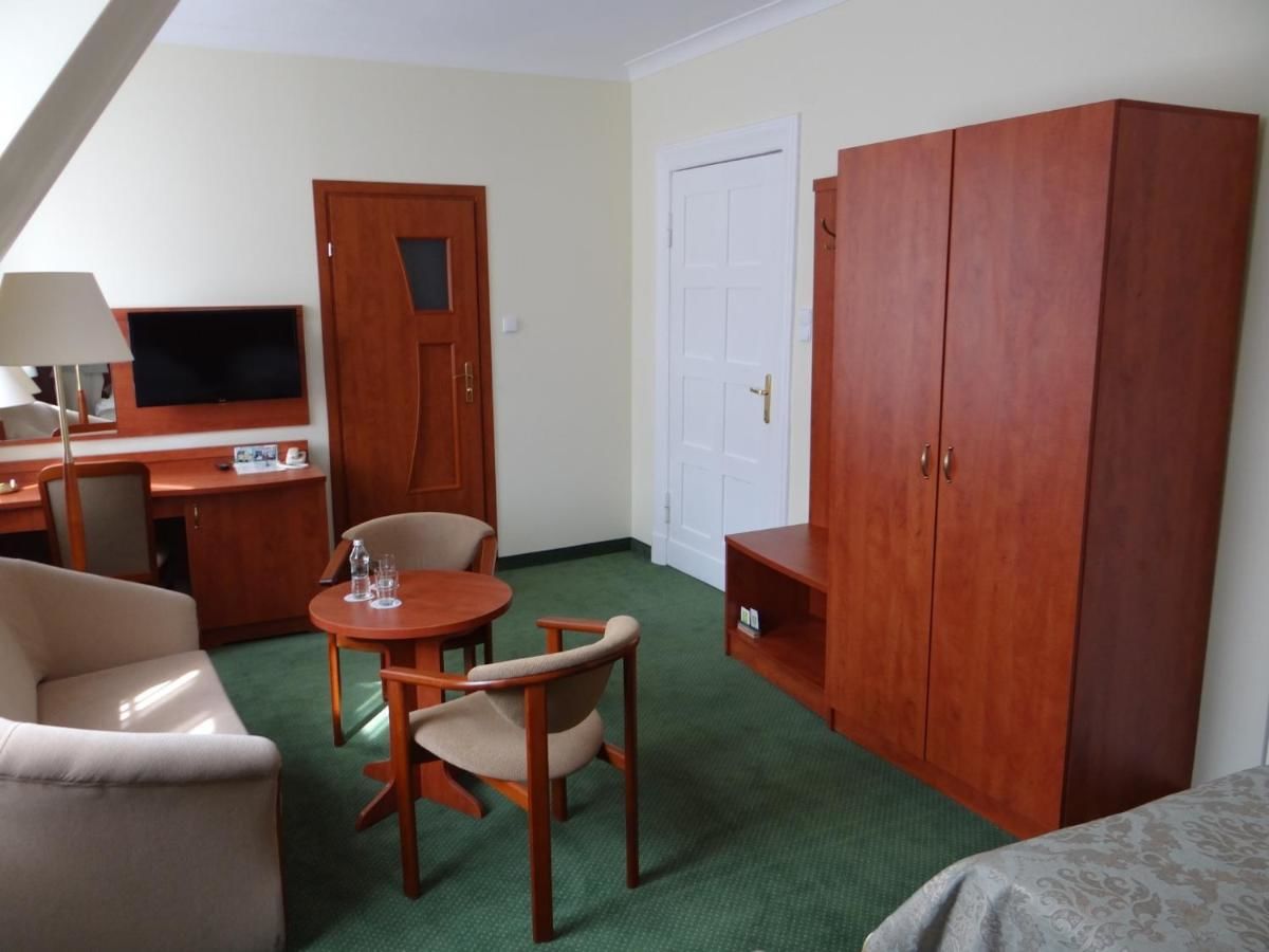 Отель Hotel Wkra Дзялдово-25
