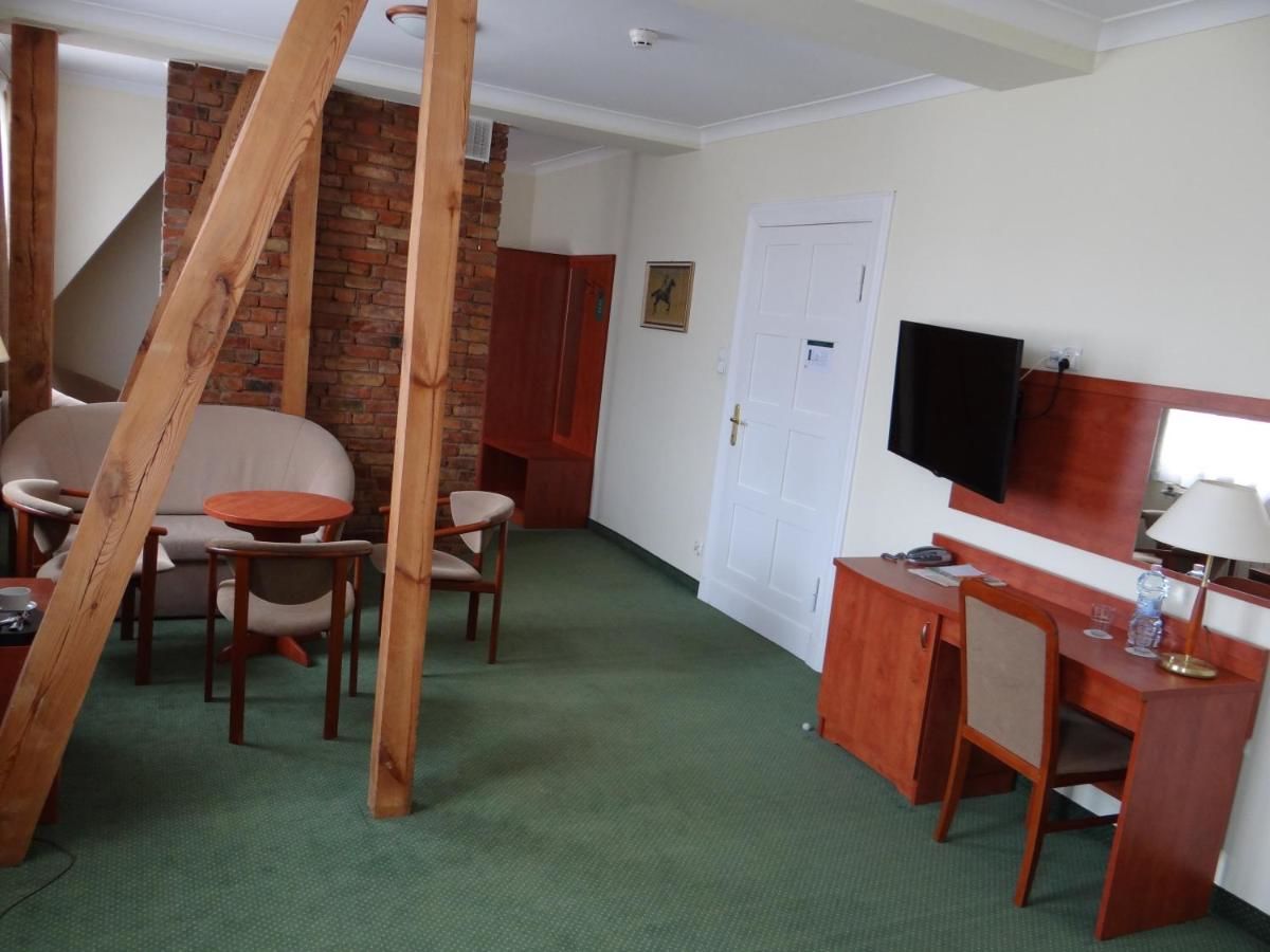 Отель Hotel Wkra Дзялдово